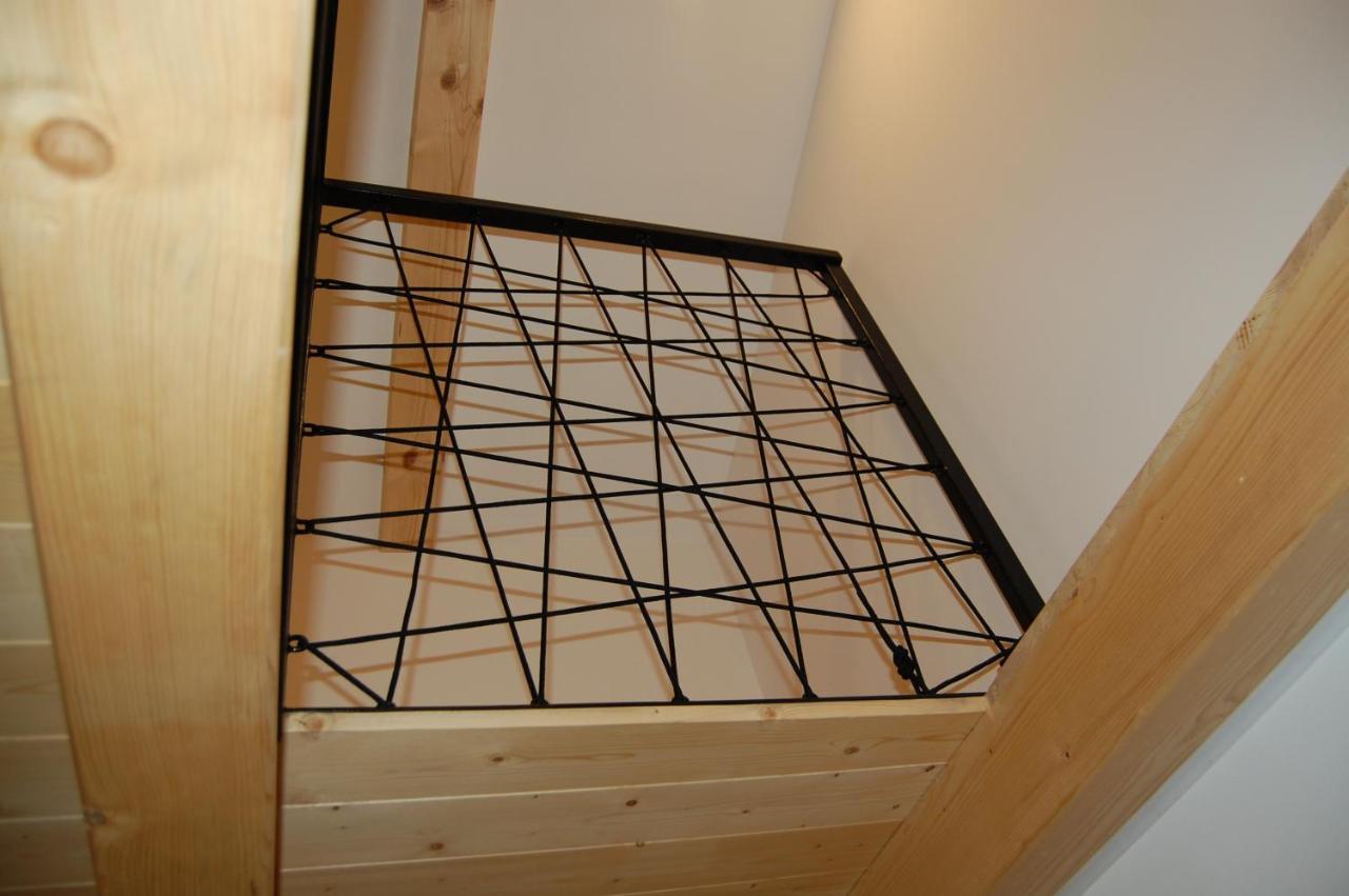 Apartma Hiska Dobravlje ภายนอก รูปภาพ