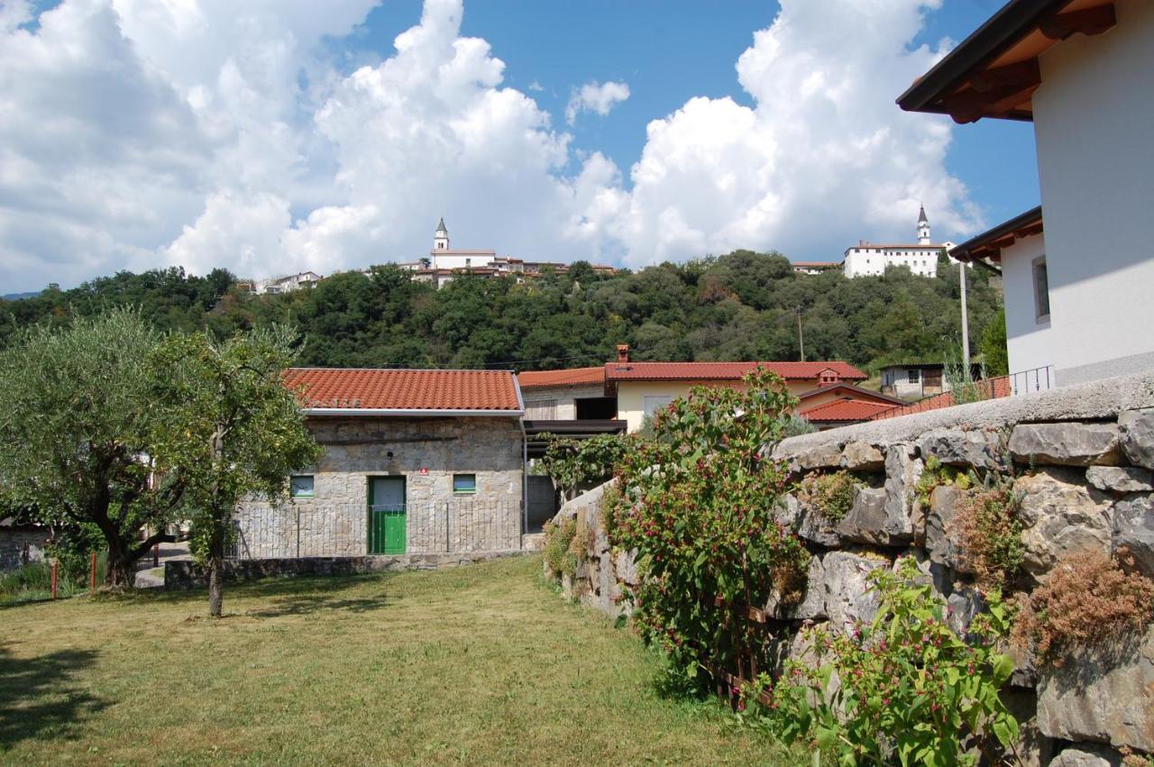 Apartma Hiska Dobravlje ภายนอก รูปภาพ
