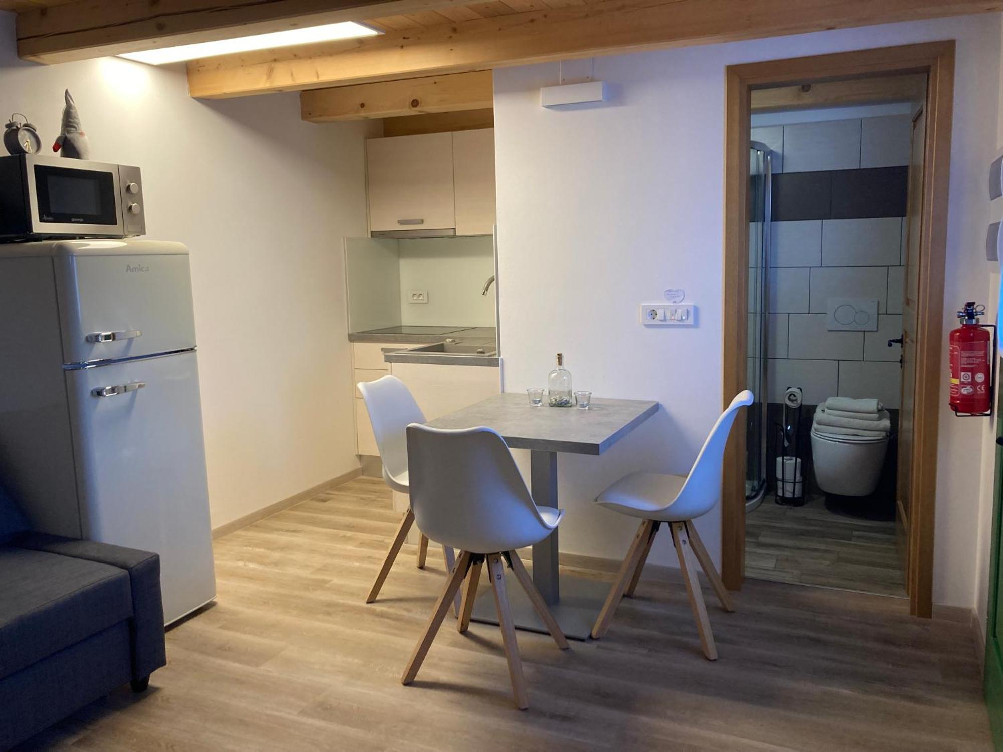 Apartma Hiska Dobravlje ภายนอก รูปภาพ